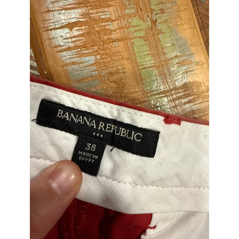 Mens Banana Republic Red Bermuda Shorts Chino Size 38‎